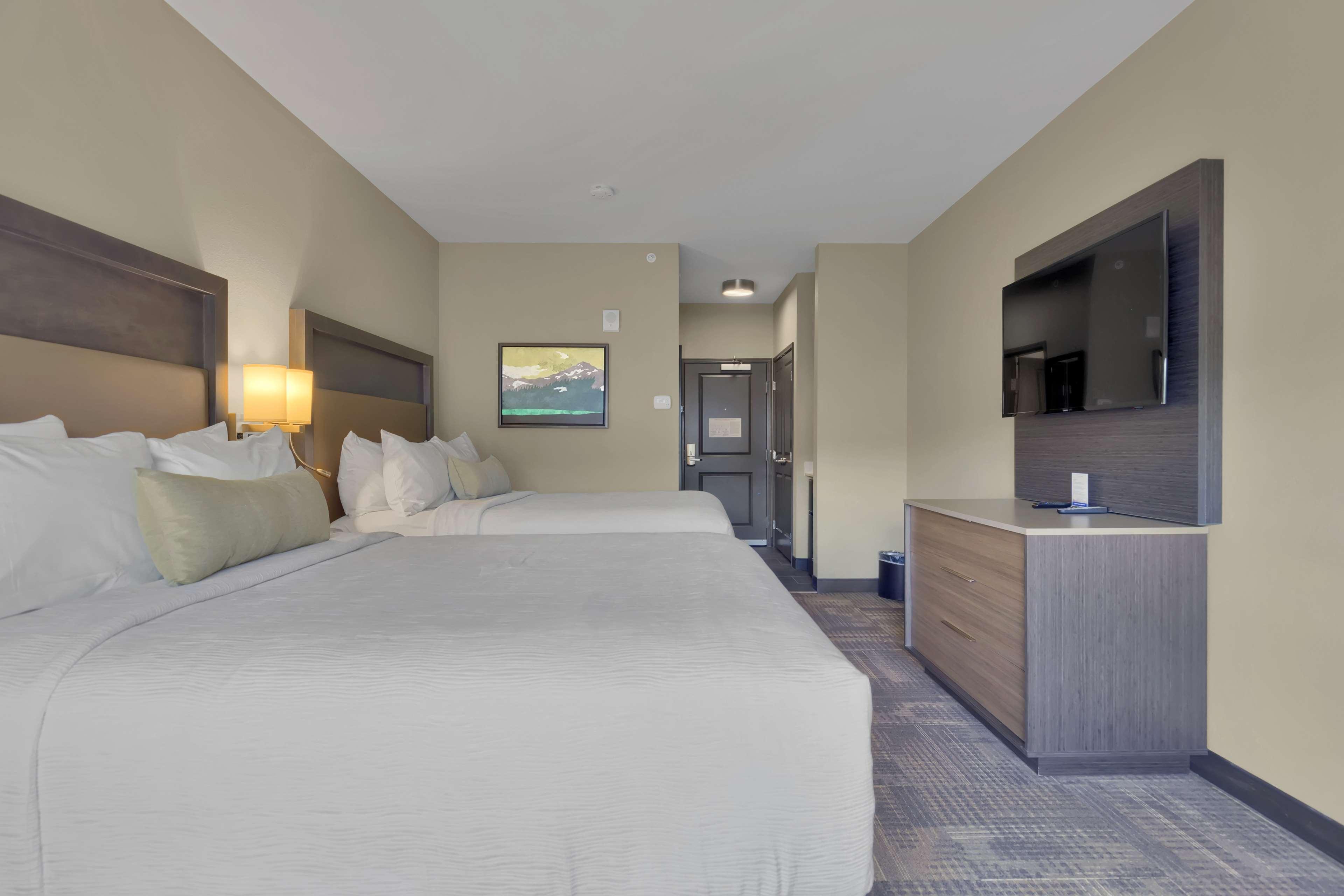 Best Western Plus Orange County Vidor Bagian luar foto